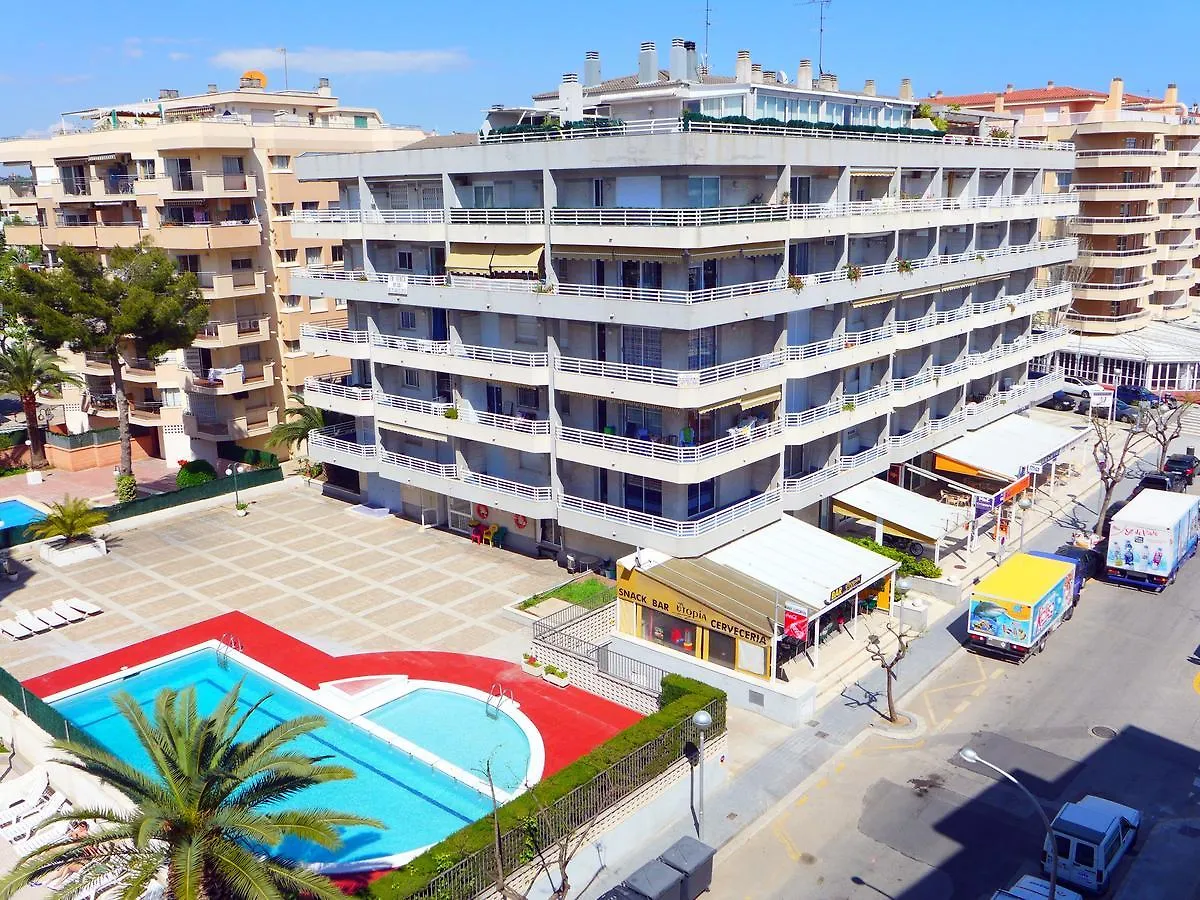 Rentalmar Zahara family suites Salou Apartamento